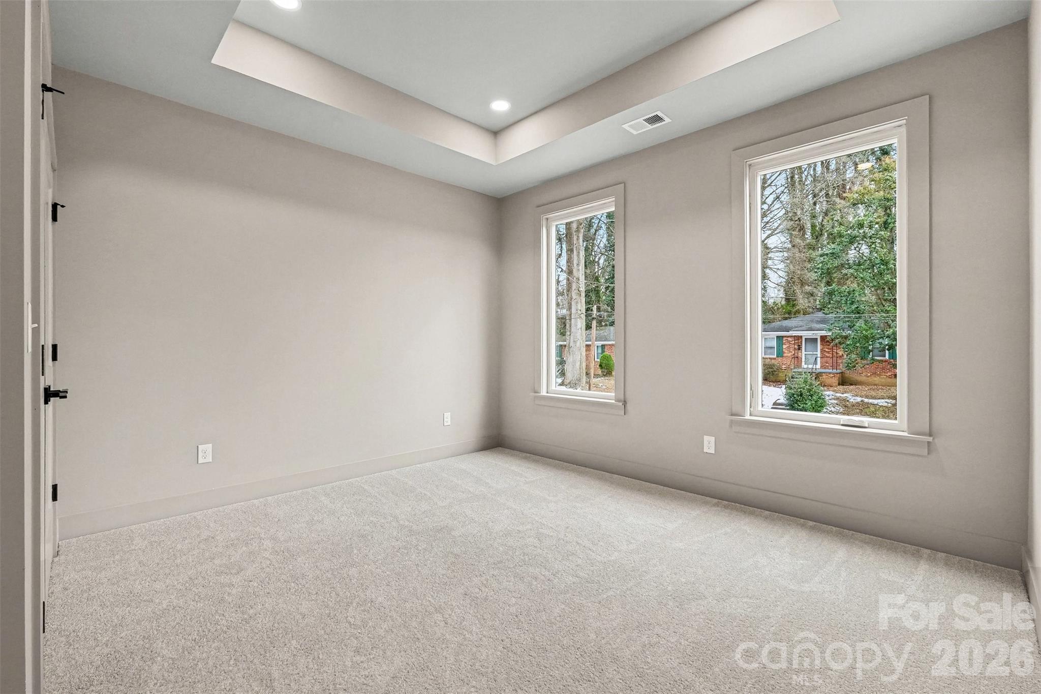 2418 Crestview Drive Charlotte NC 28216