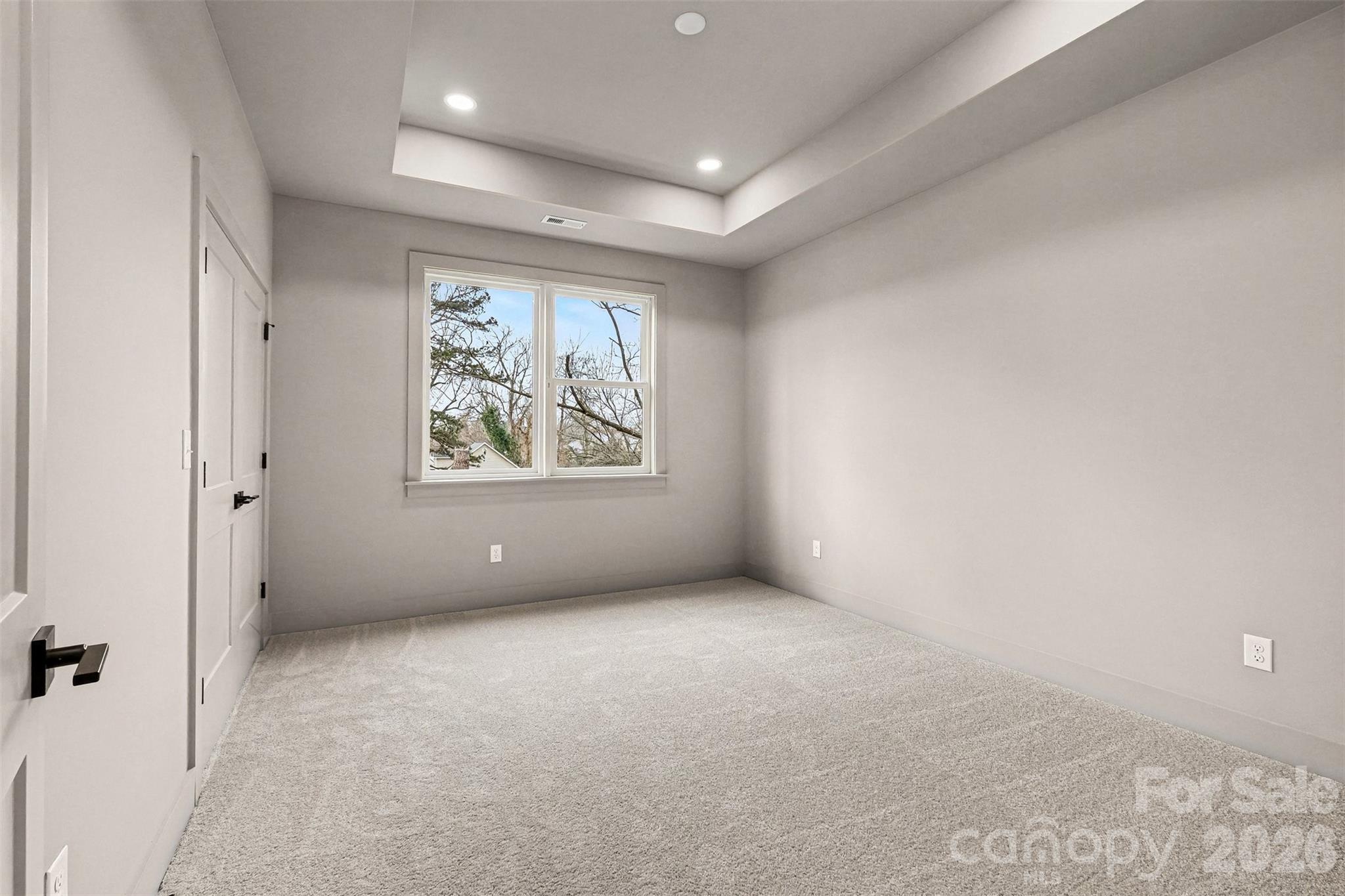 2418 Crestview Drive Charlotte NC 28216