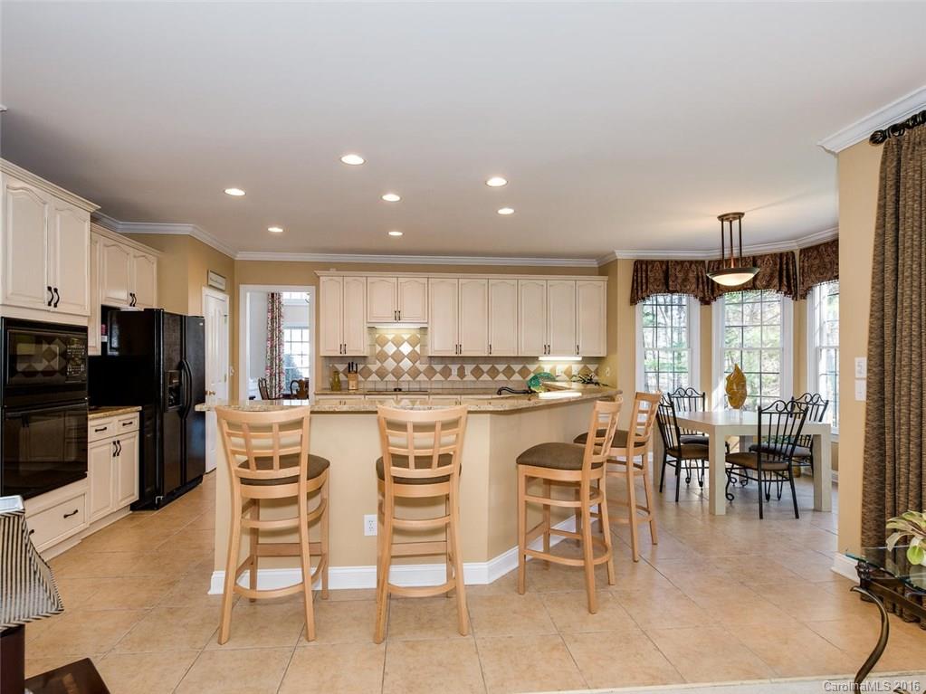 3439 Twelve Oaks Place Charlotte NC 28270