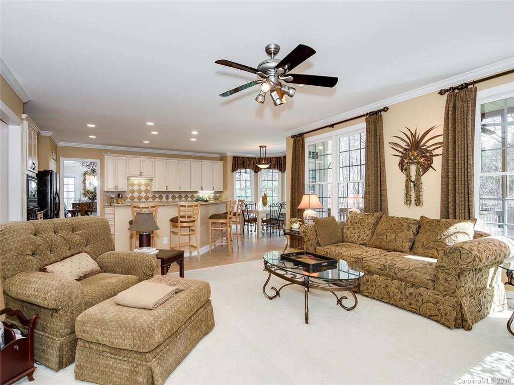 3439 Twelve Oaks Place Charlotte NC 28270