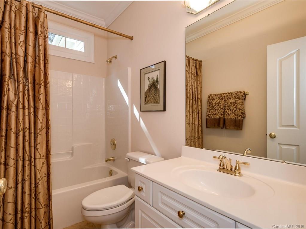 3439 Twelve Oaks Place Charlotte NC 28270