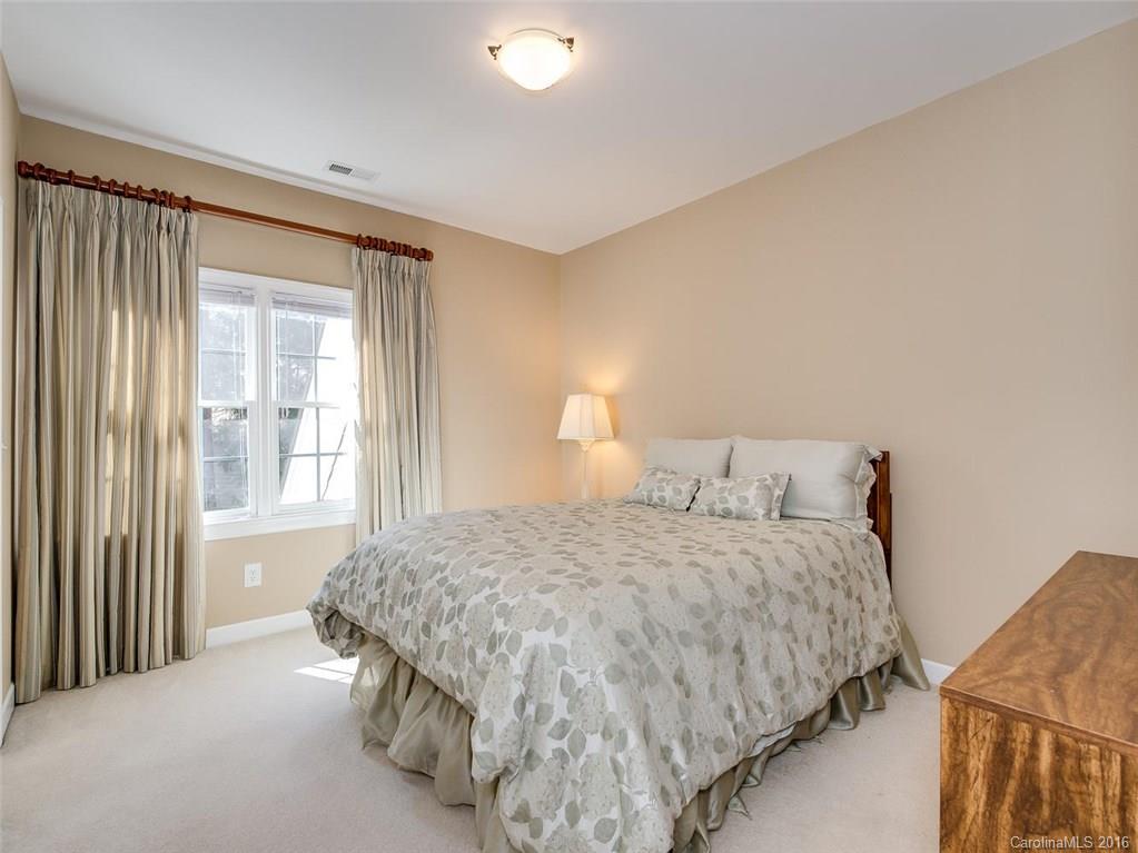 3439 Twelve Oaks Place Charlotte NC 28270