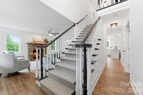 15 Racoon Point Canton NC 28716