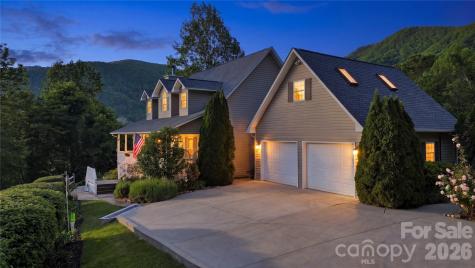 15 Racoon Point Canton NC 28716