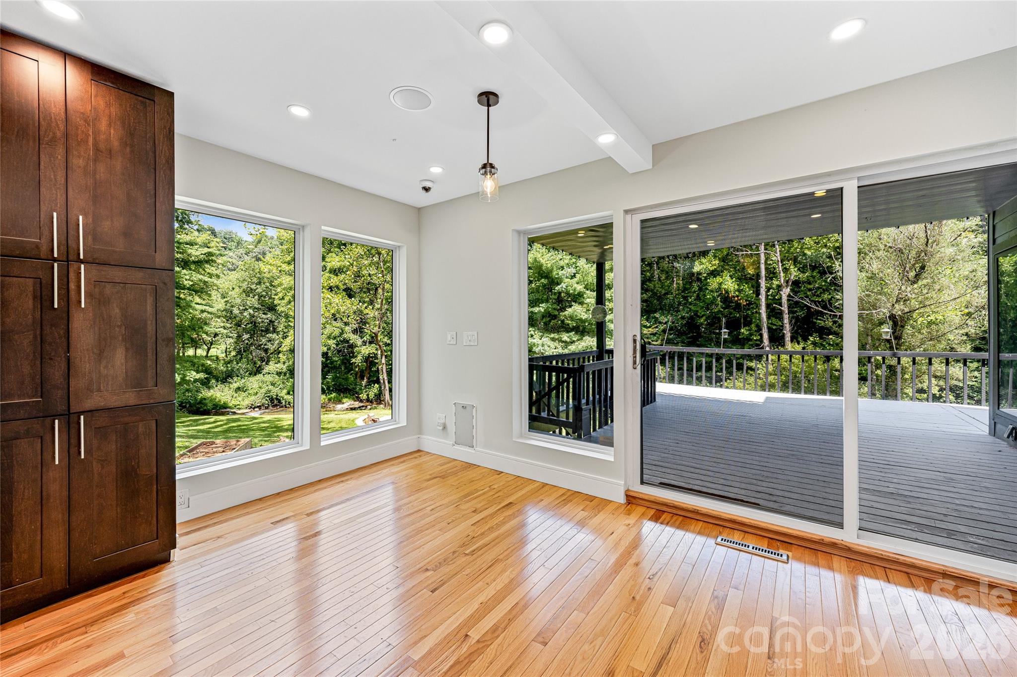 48 Merrell Road Leicester NC 28748