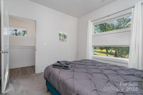 4147 Merlane Drive Charlotte NC 28206