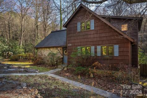 228 Pine Grove Road Black Mountain NC 28711