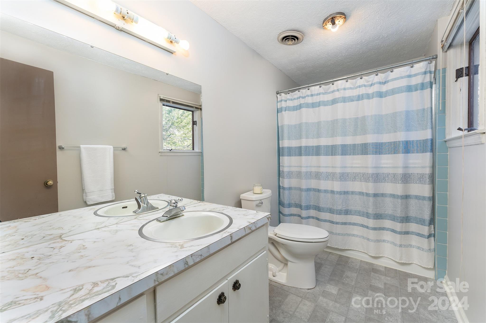 228 Pine Grove Road Black Mountain NC 28711