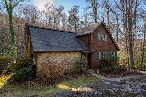 228 Pine Grove Road Black Mountain NC 28711