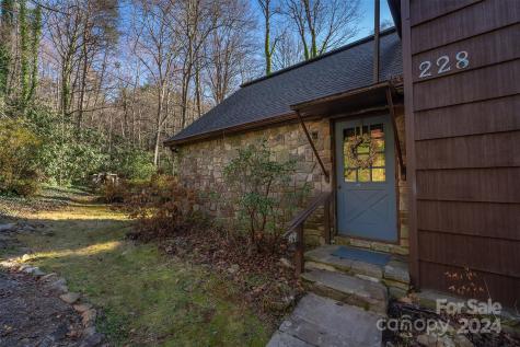 228 Pine Grove Road Black Mountain NC 28711