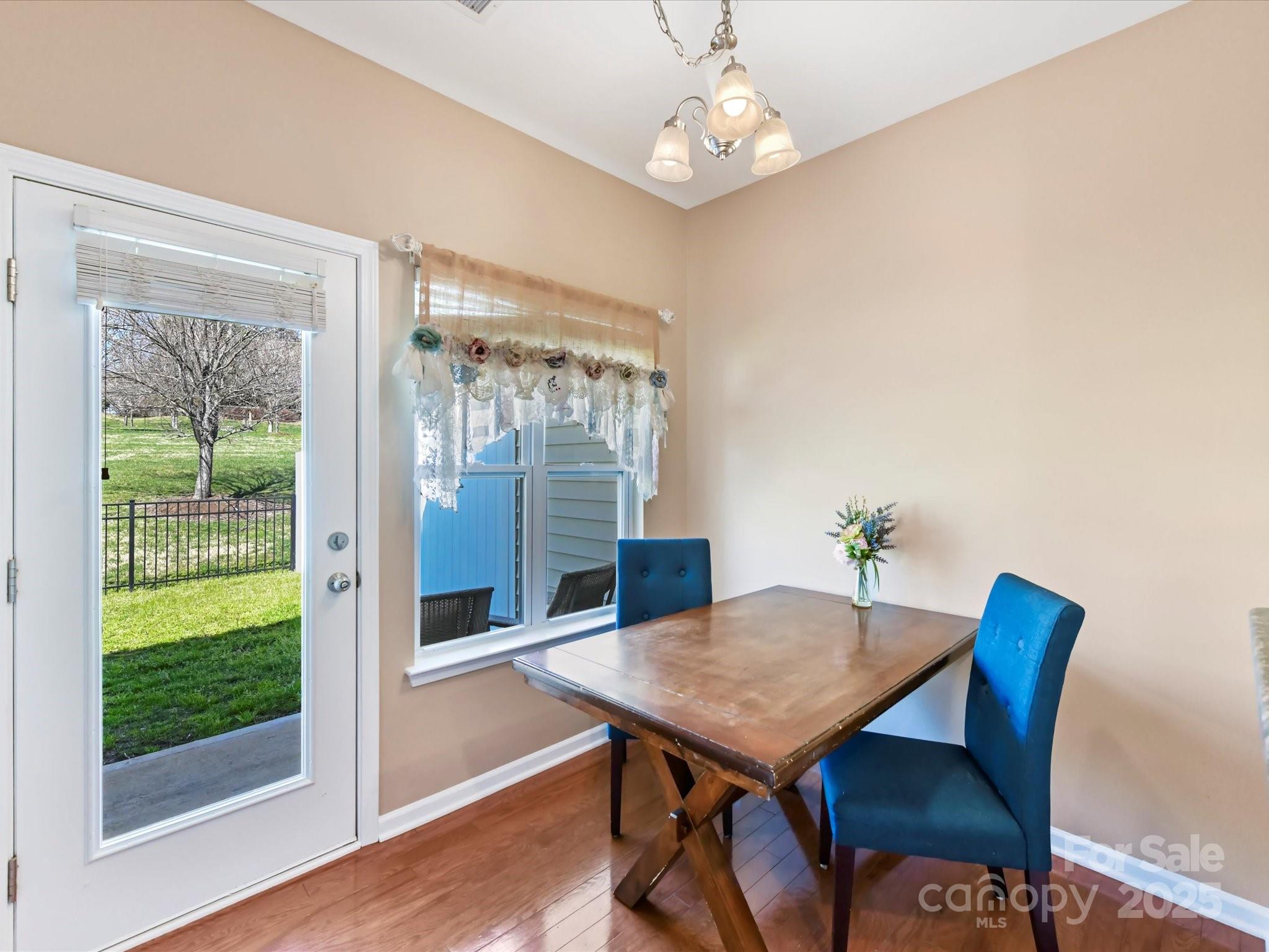 4634 Craigmoss Lane Charlotte NC 28278