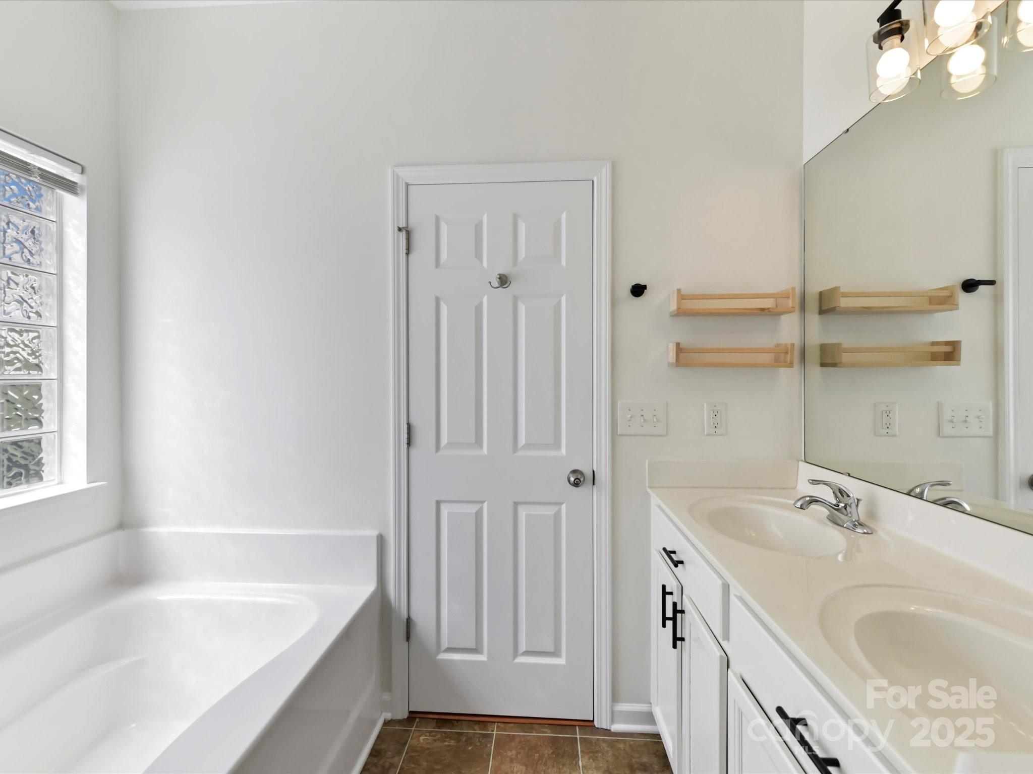 4634 Craigmoss Lane Charlotte NC 28278