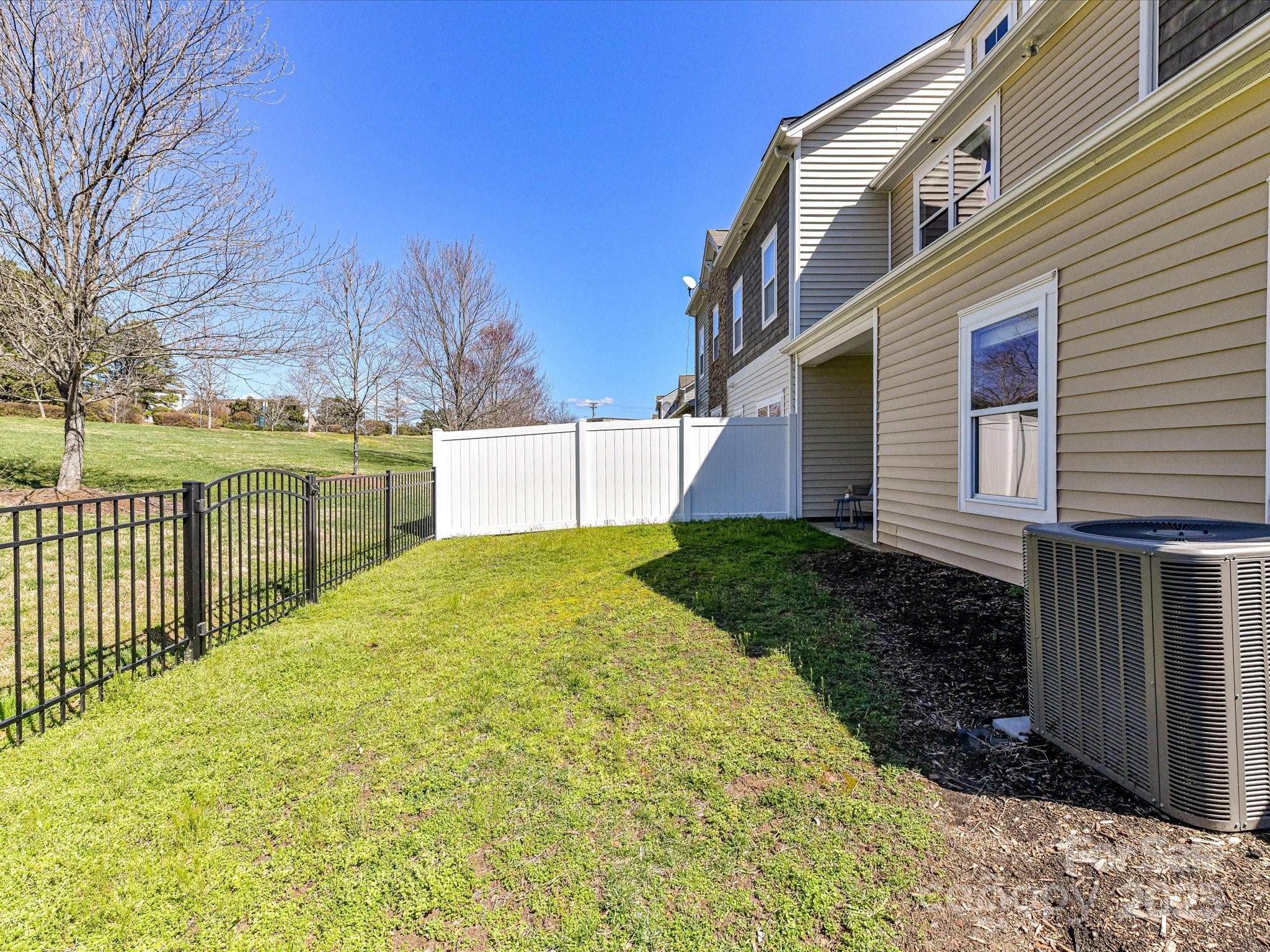 4634 Craigmoss Lane Charlotte NC 28278