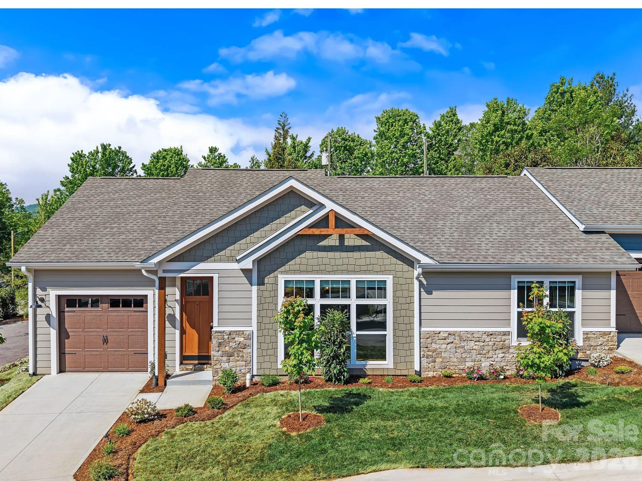 8 Heartleaf Circle Arden NC 28704
