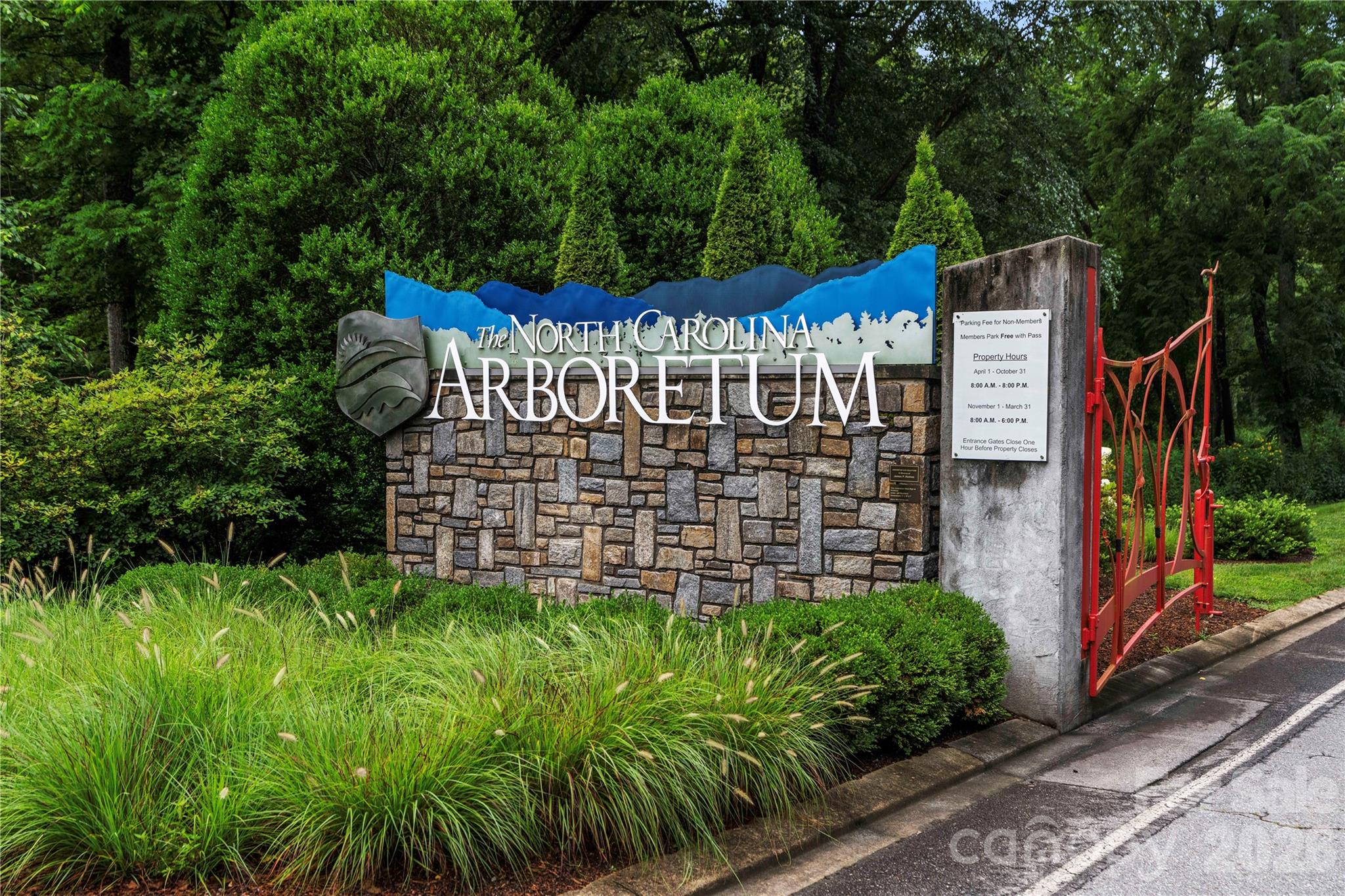 8 Heartleaf Circle Arden NC 28704