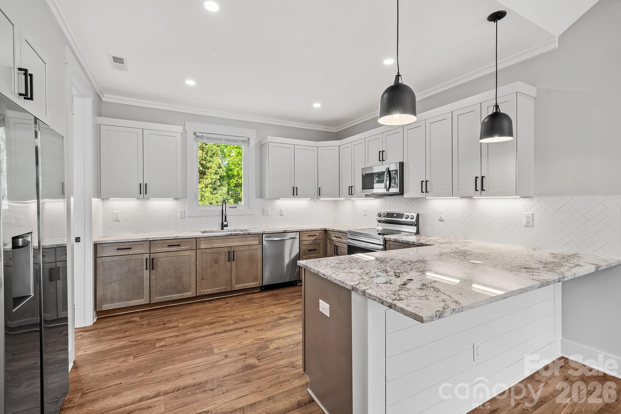 8 Heartleaf Circle Arden NC 28704