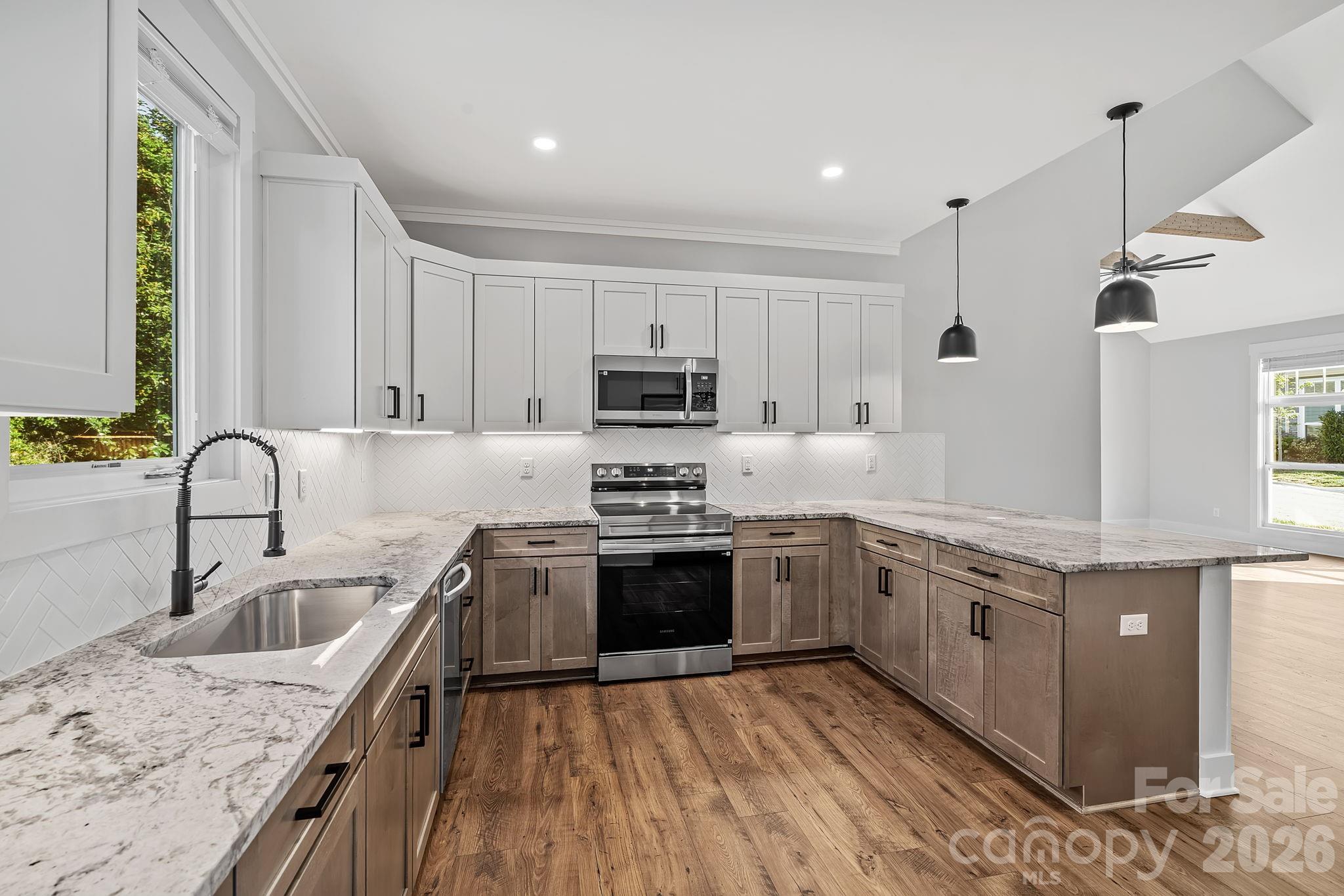 8 Heartleaf Circle Arden NC 28704