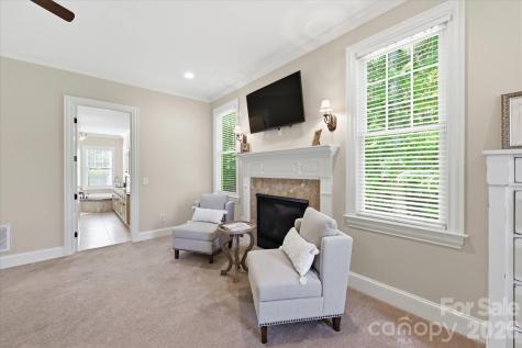148 E Cold Hollow Farms Drive Mooresville NC 28117