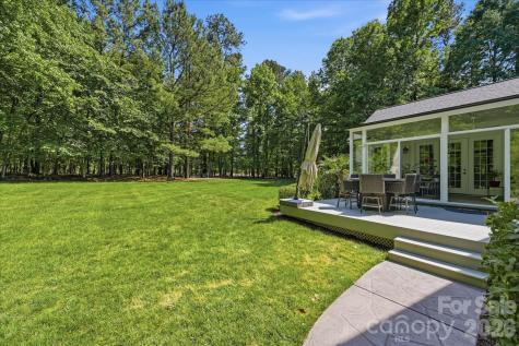 148 E Cold Hollow Farms Drive Mooresville NC 28117