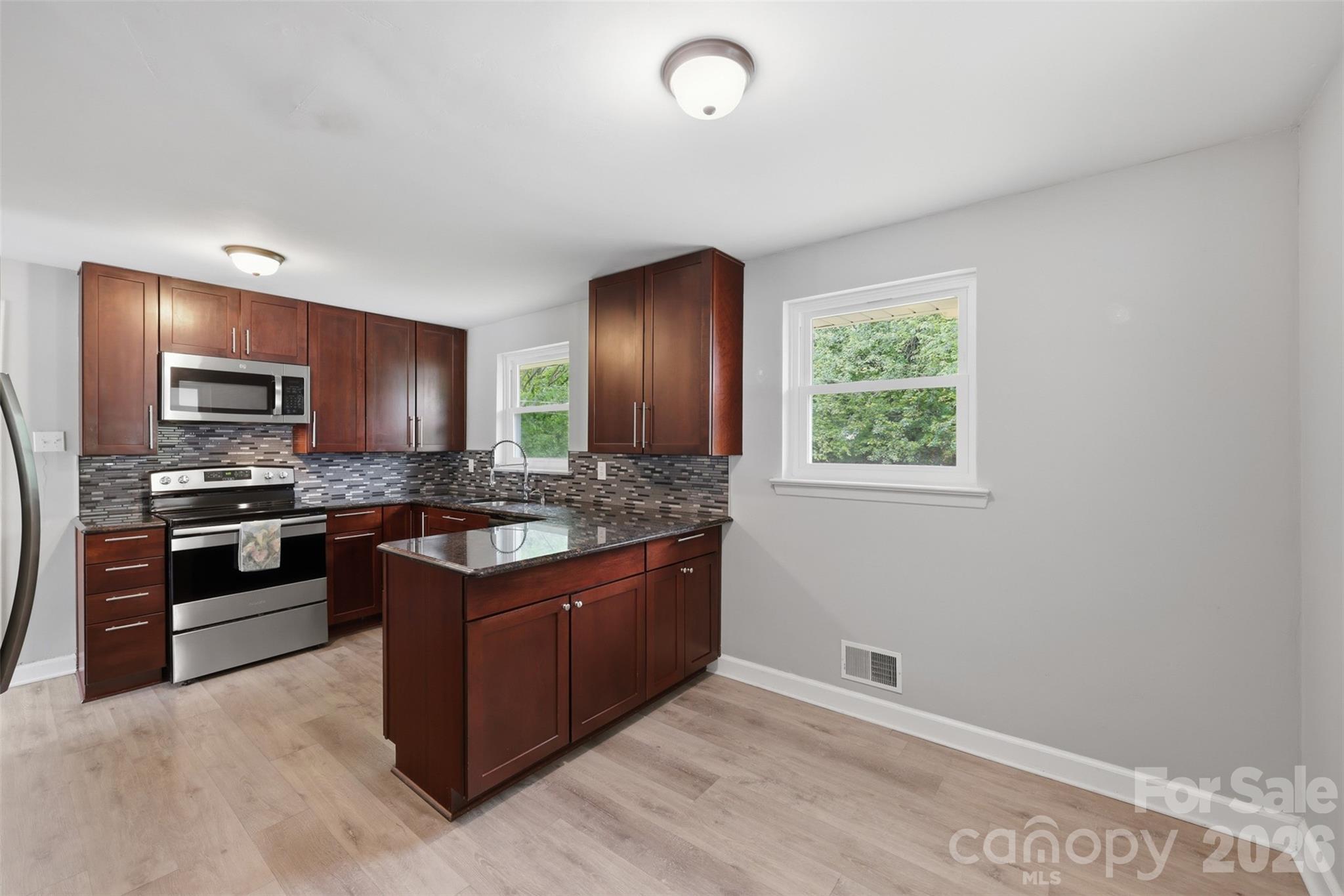 88 36th Street NW Hickory NC 28601
