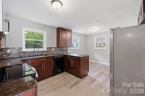 88 36th Street NW Hickory NC 28601