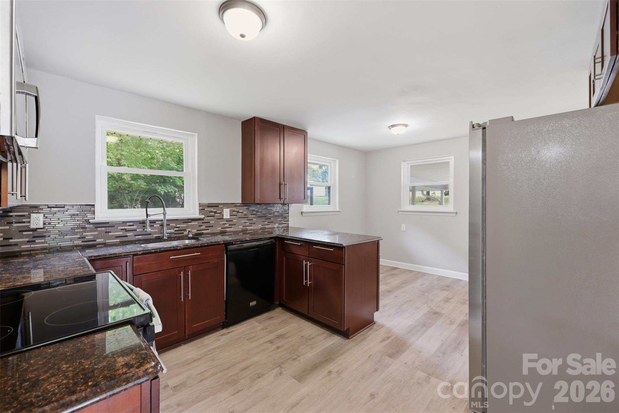 88 36th Street NW Hickory NC 28601