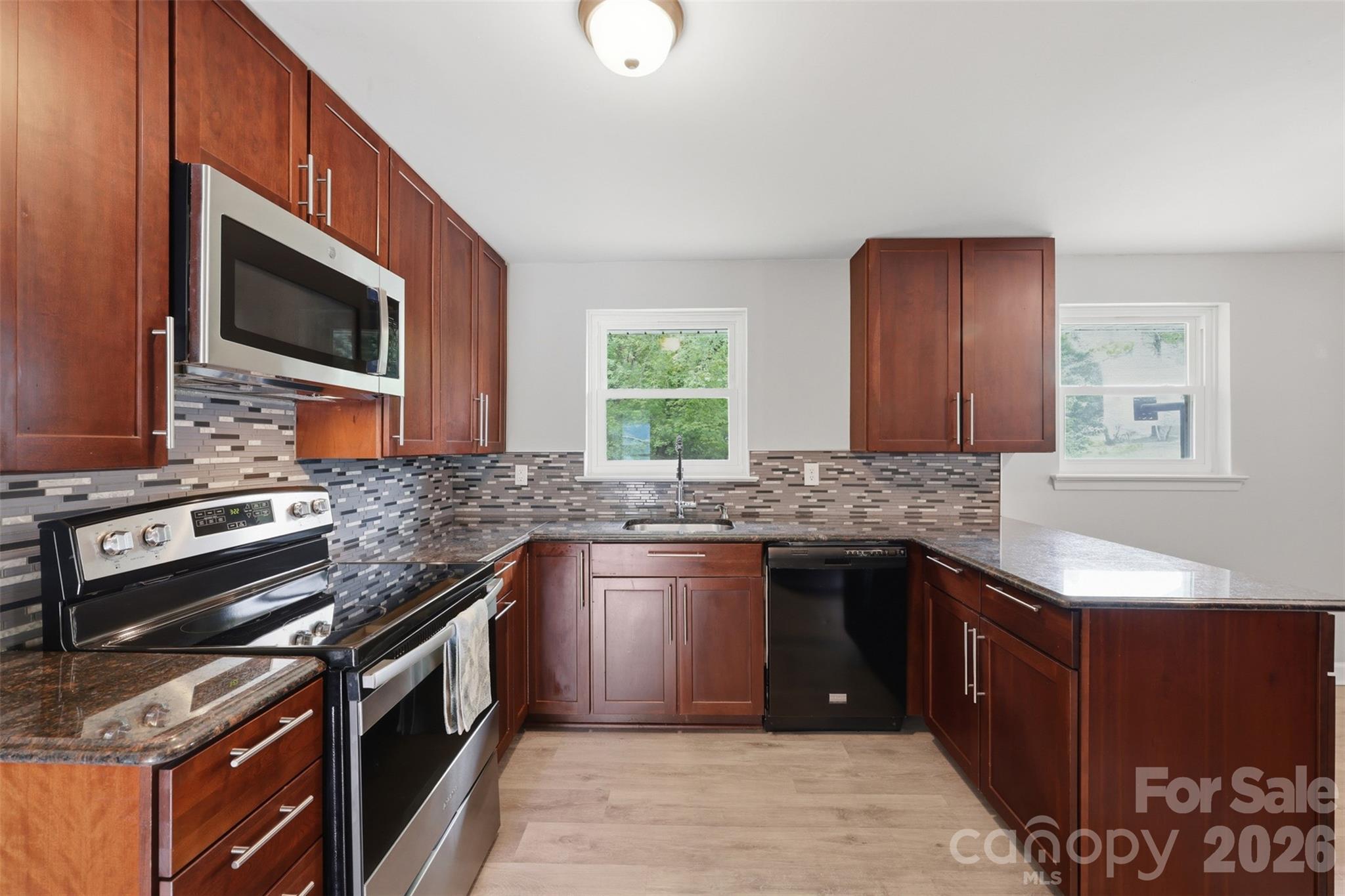 88 36th Street NW Hickory NC 28601