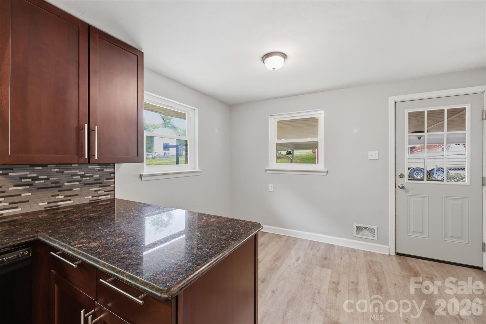 88 36th Street NW Hickory NC 28601