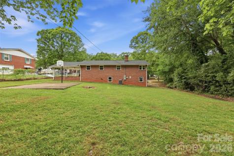 88 36th Street NW Hickory NC 28601