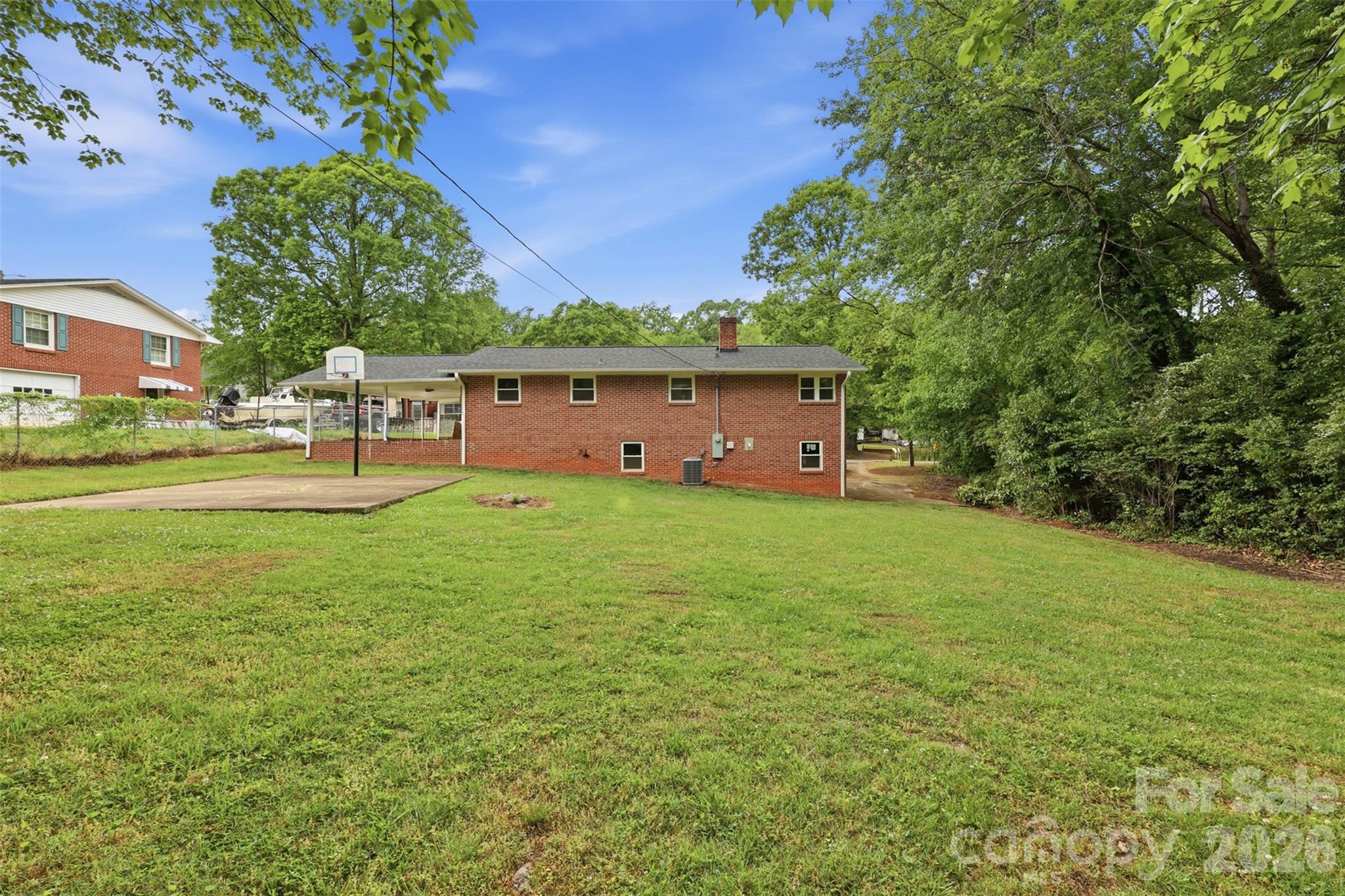 88 36th Street NW Hickory NC 28601