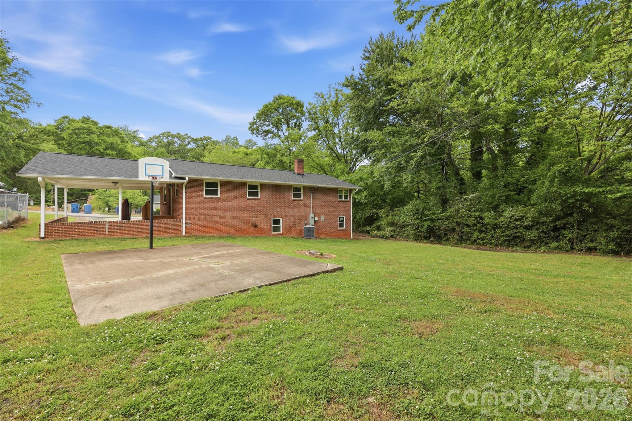 88 36th Street NW Hickory NC 28601