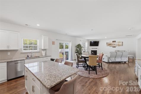 149 Giant Oak Avenue Statesville NC 28677