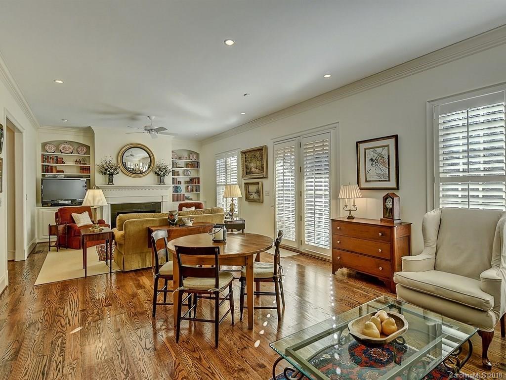 2200 Rhododendron Court Charlotte NC 28205