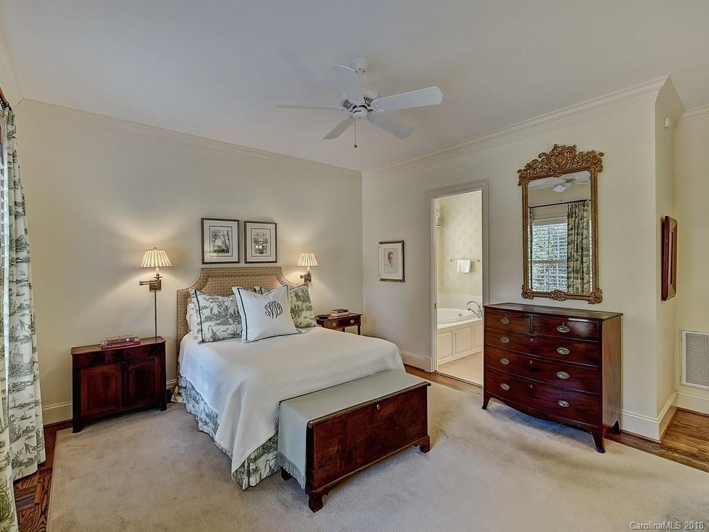 2200 Rhododendron Court Charlotte NC 28205