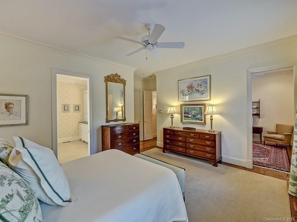 2200 Rhododendron Court Charlotte NC 28205