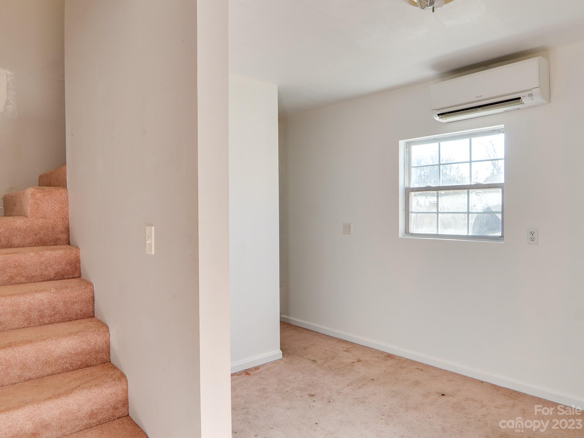 14 & 16 Rosebud Lane Hendersonville NC 28739