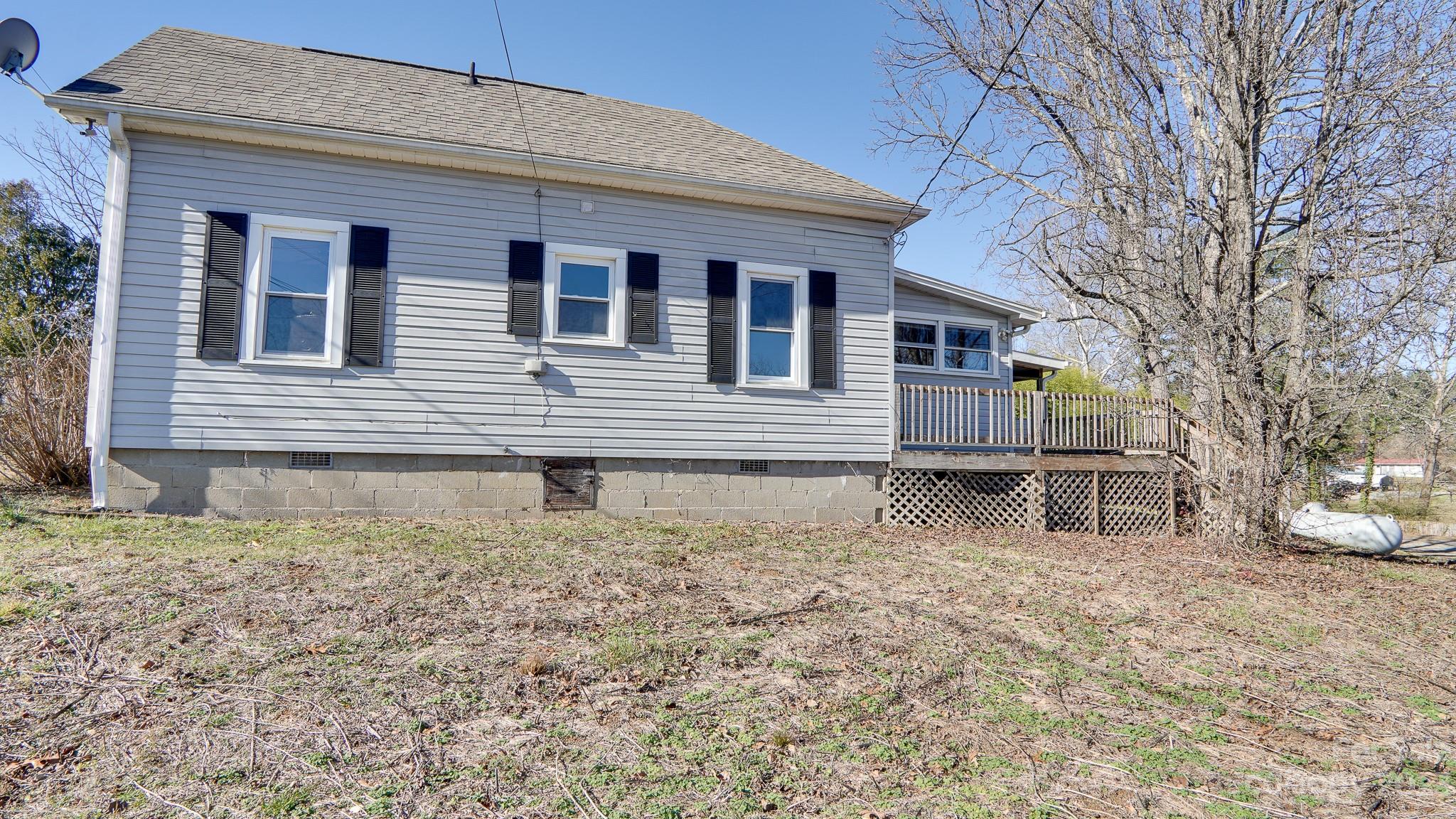 14 & 16 Rosebud Lane Hendersonville NC 28739