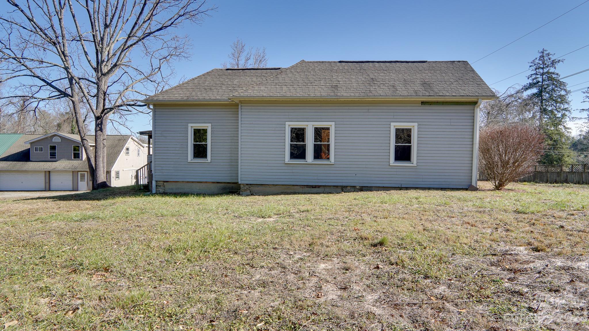 14 & 16 Rosebud Lane Hendersonville NC 28739