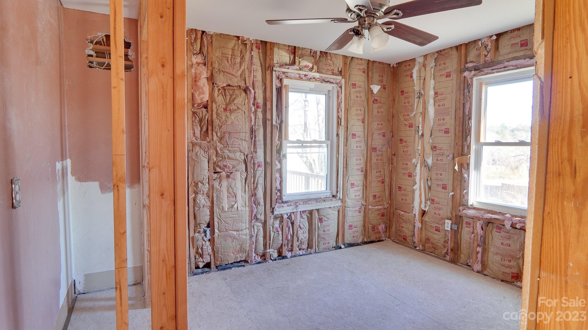 14 & 16 Rosebud Lane Hendersonville NC 28739