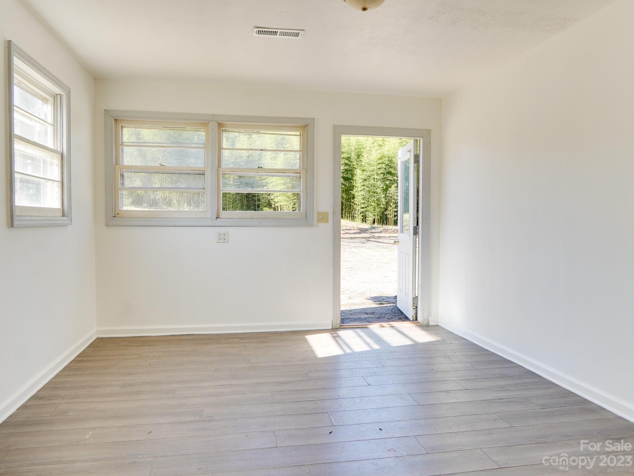 14 & 16 Rosebud Lane Hendersonville NC 28739