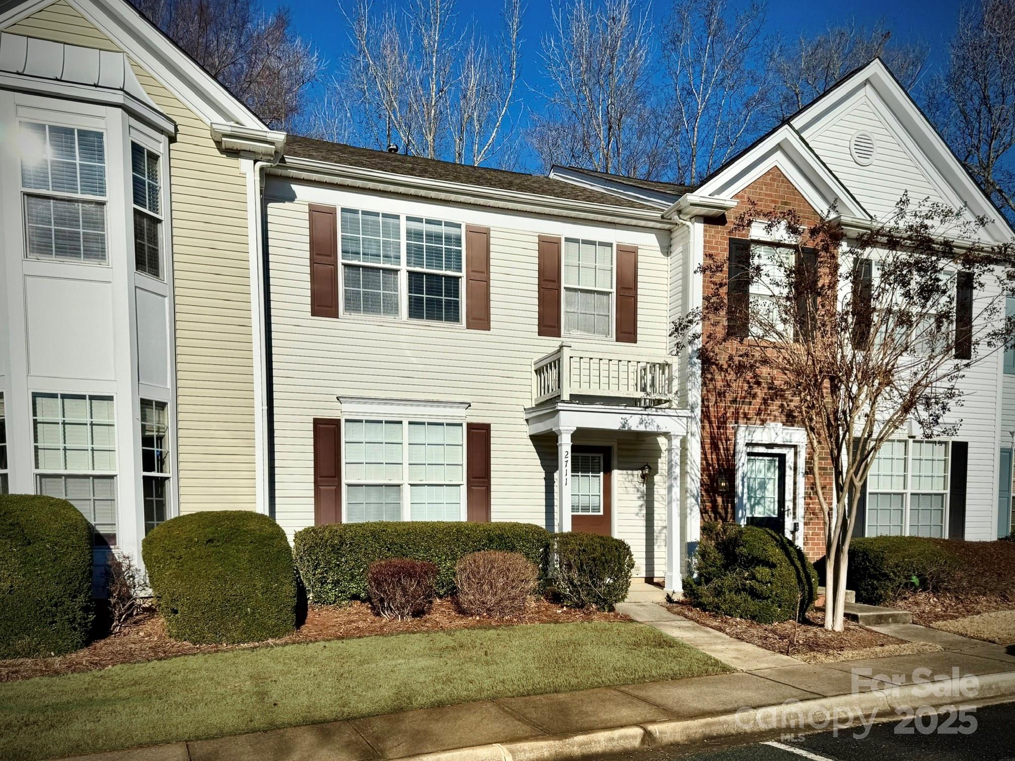 2711 Thornbush Court Charlotte NC 28270