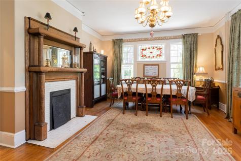 46 Cumberland Circle Asheville NC 28801