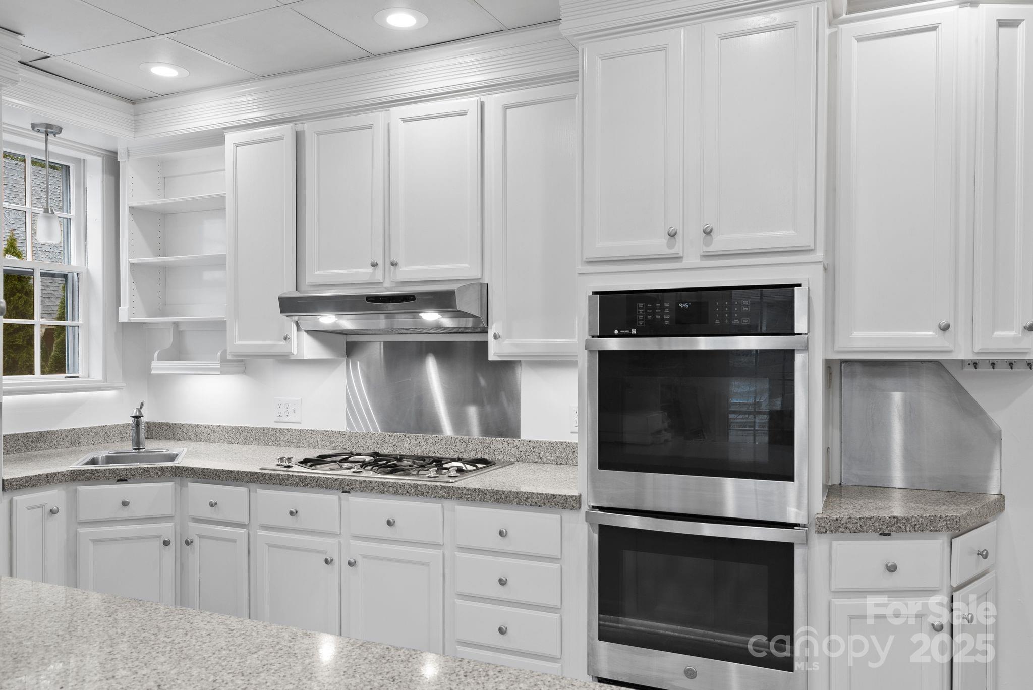 46 Cumberland Circle Asheville NC 28801