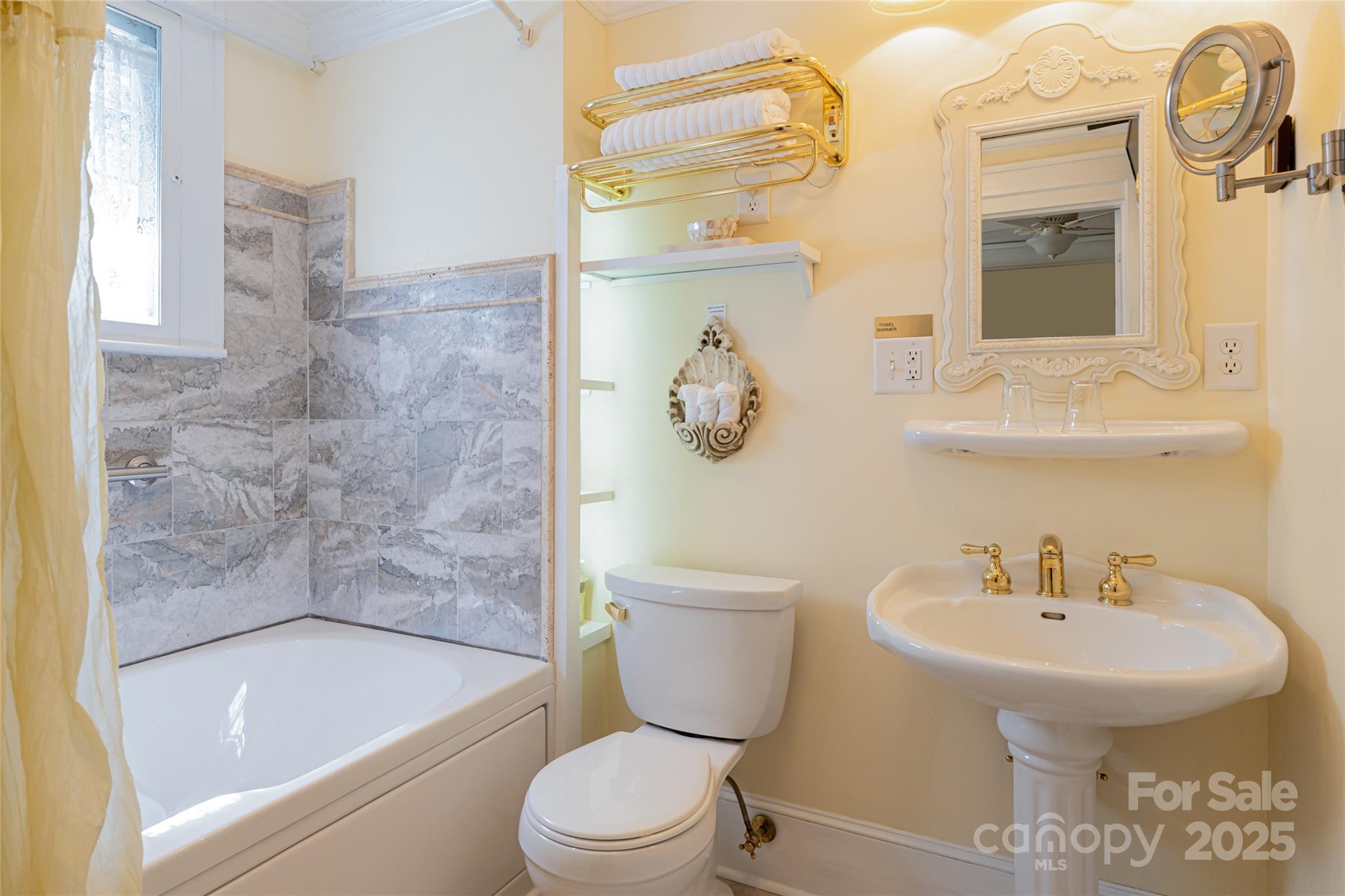 46 Cumberland Circle Asheville NC 28801