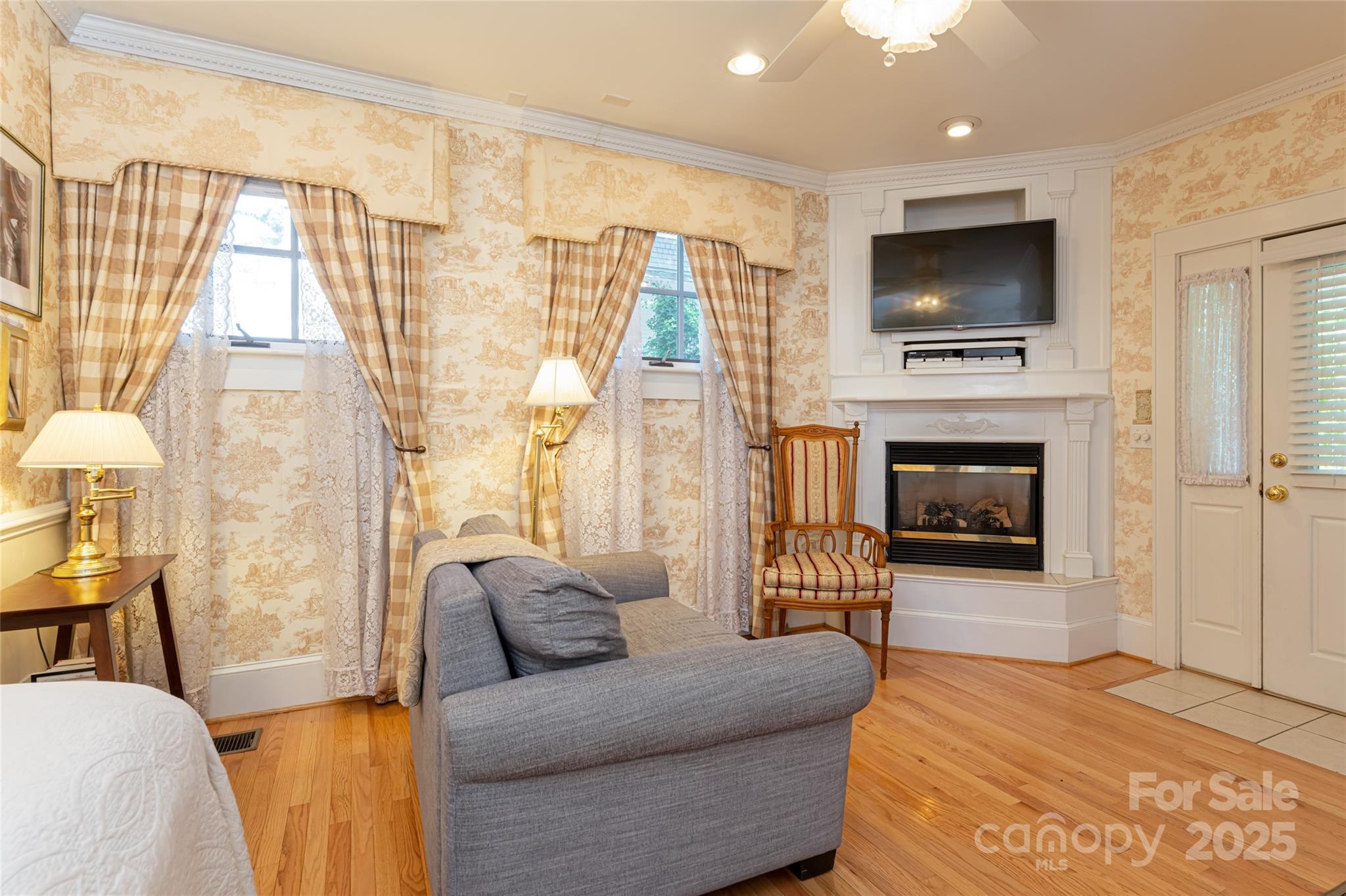 46 Cumberland Circle Asheville NC 28801