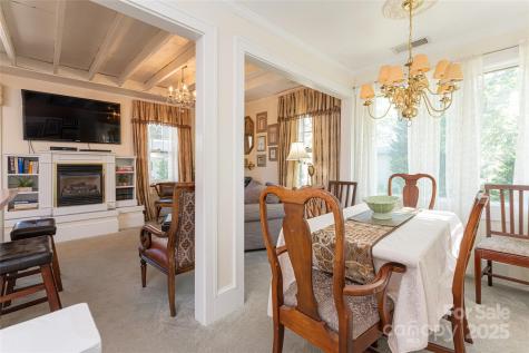 46 Cumberland Circle Asheville NC 28801