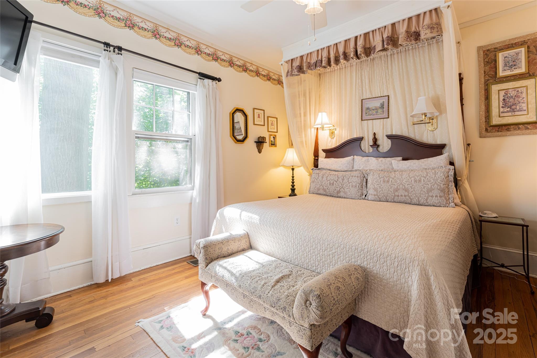 46 Cumberland Circle Asheville NC 28801