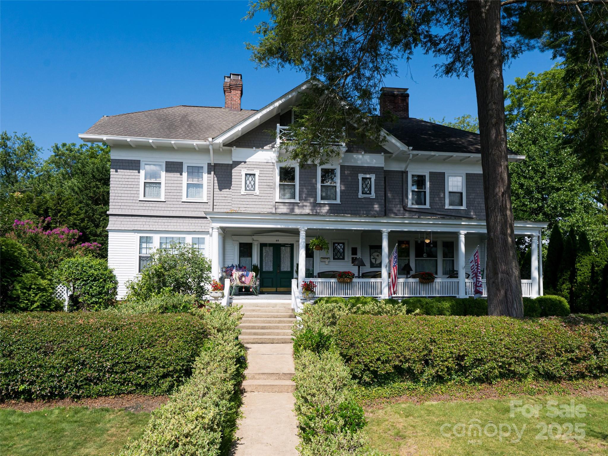 46 Cumberland Circle Asheville NC 28801