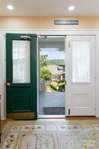 46 Cumberland Circle Asheville NC 28801