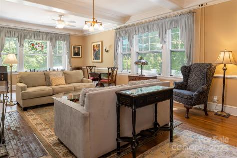 46 Cumberland Circle Asheville NC 28801